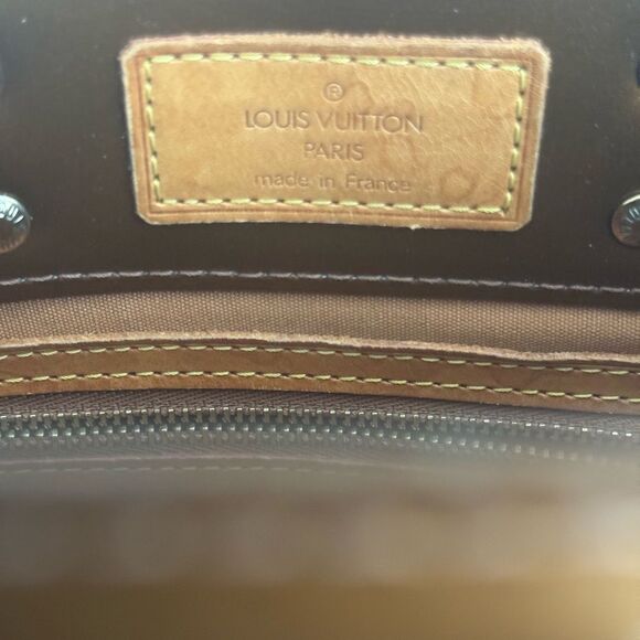 Louis Vuitton Bronze Vernis Reade Mini Tote Bag - Picture 12 of 15